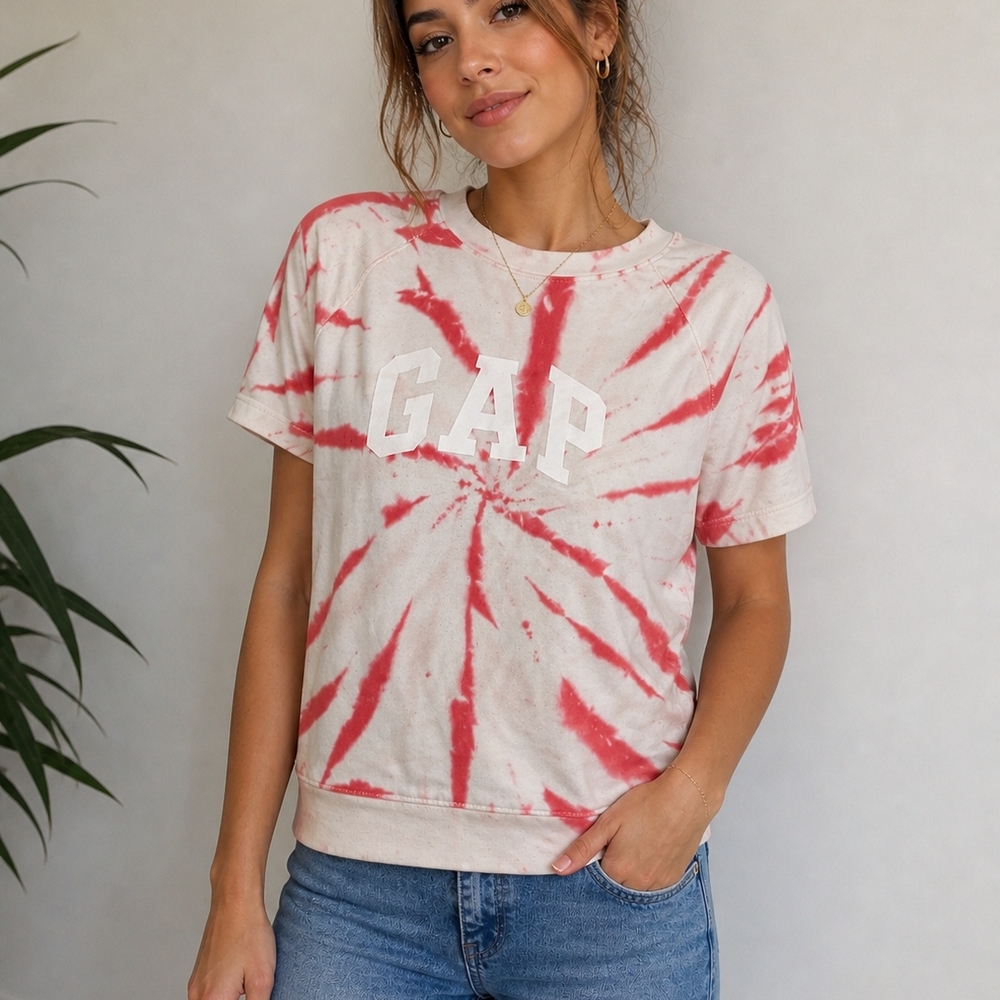 GAP Women's Red Tie-Dye Logo Tee